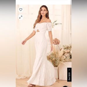 Beautiful white Jacquard mermaid dress